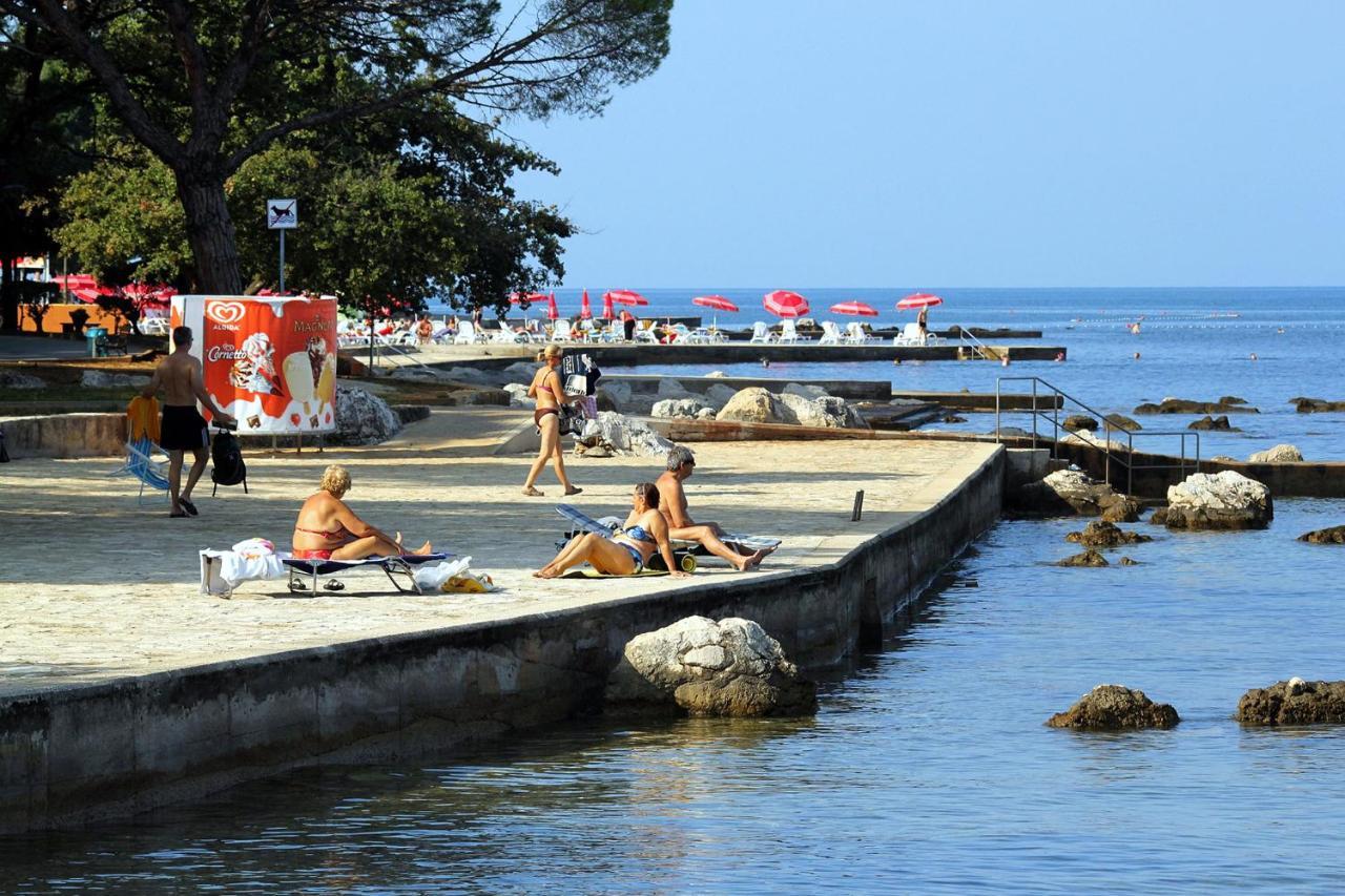 Apartments With A Parking Space Umag - 7666 Esterno foto