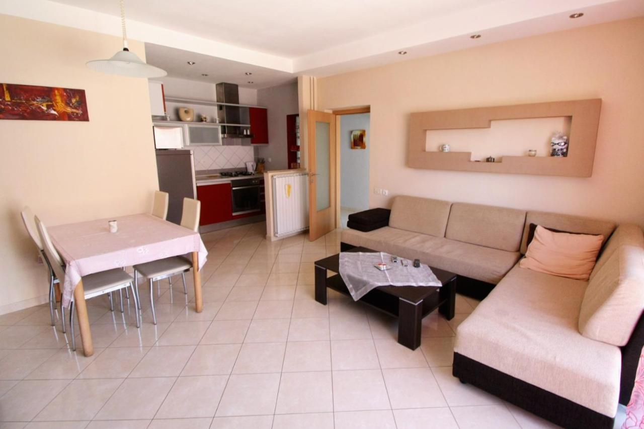 Apartments With A Parking Space Umag - 7666 Esterno foto