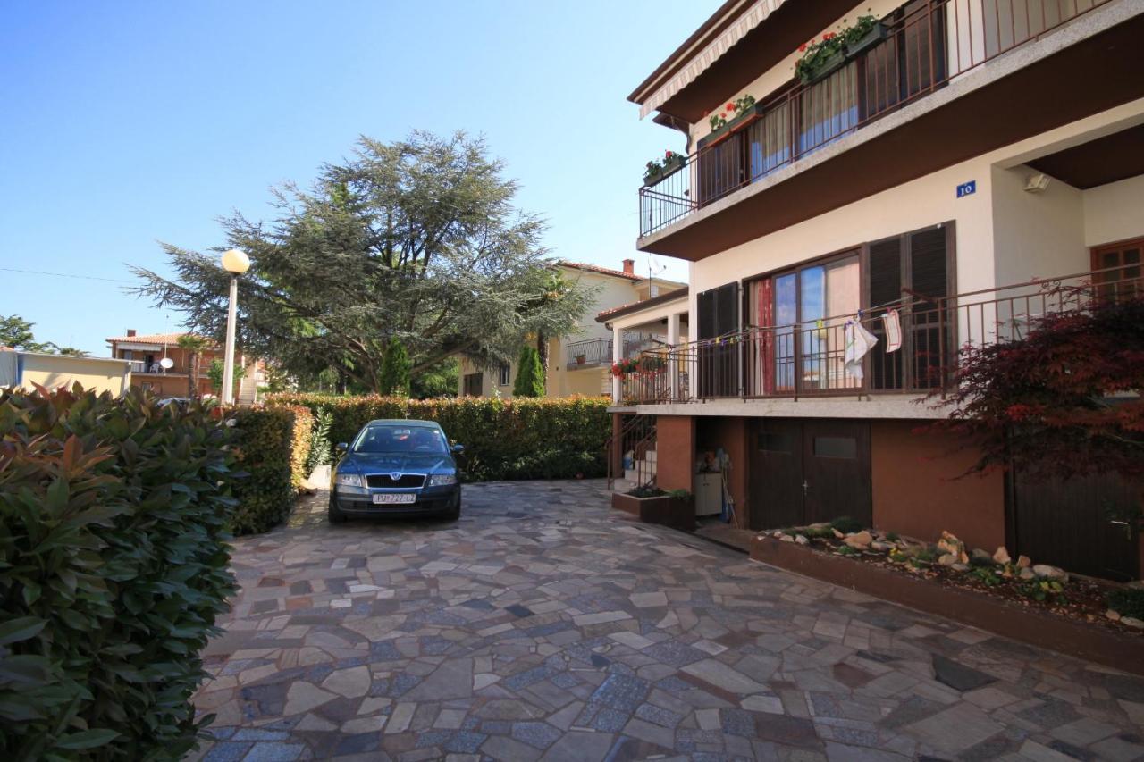 Apartments With A Parking Space Umag - 7666 Esterno foto