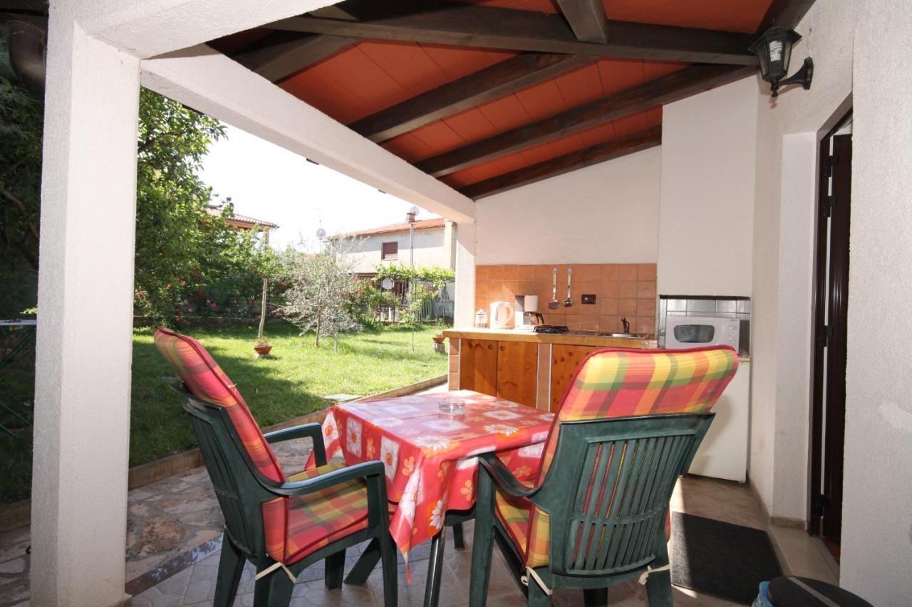 Apartments With A Parking Space Umag - 7666 Esterno foto