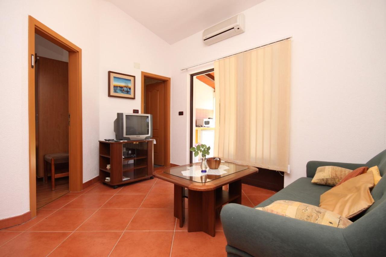 Apartments With A Parking Space Umag - 7666 Esterno foto