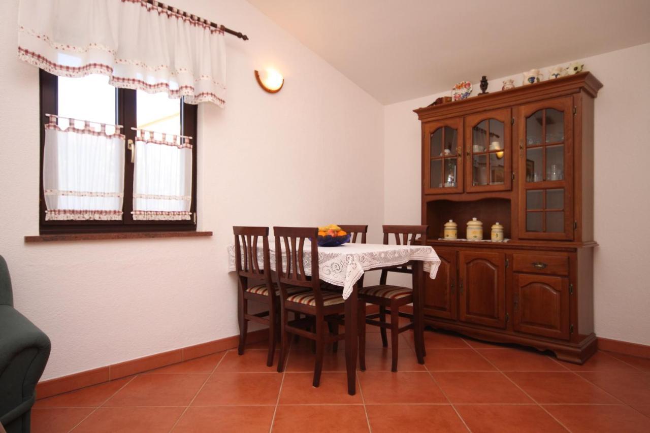 Apartments With A Parking Space Umag - 7666 Esterno foto