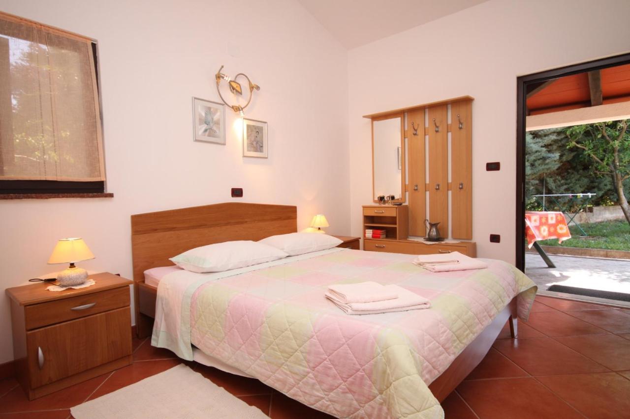 Apartments With A Parking Space Umag - 7666 Esterno foto
